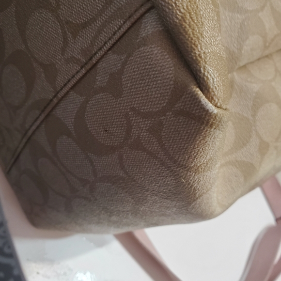 Coach Diaper Bag - Picture 14 of 15